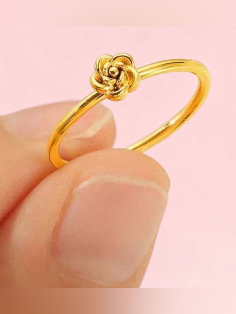 ✨🆕✨Delicate Gold Rose Ring- Size 10